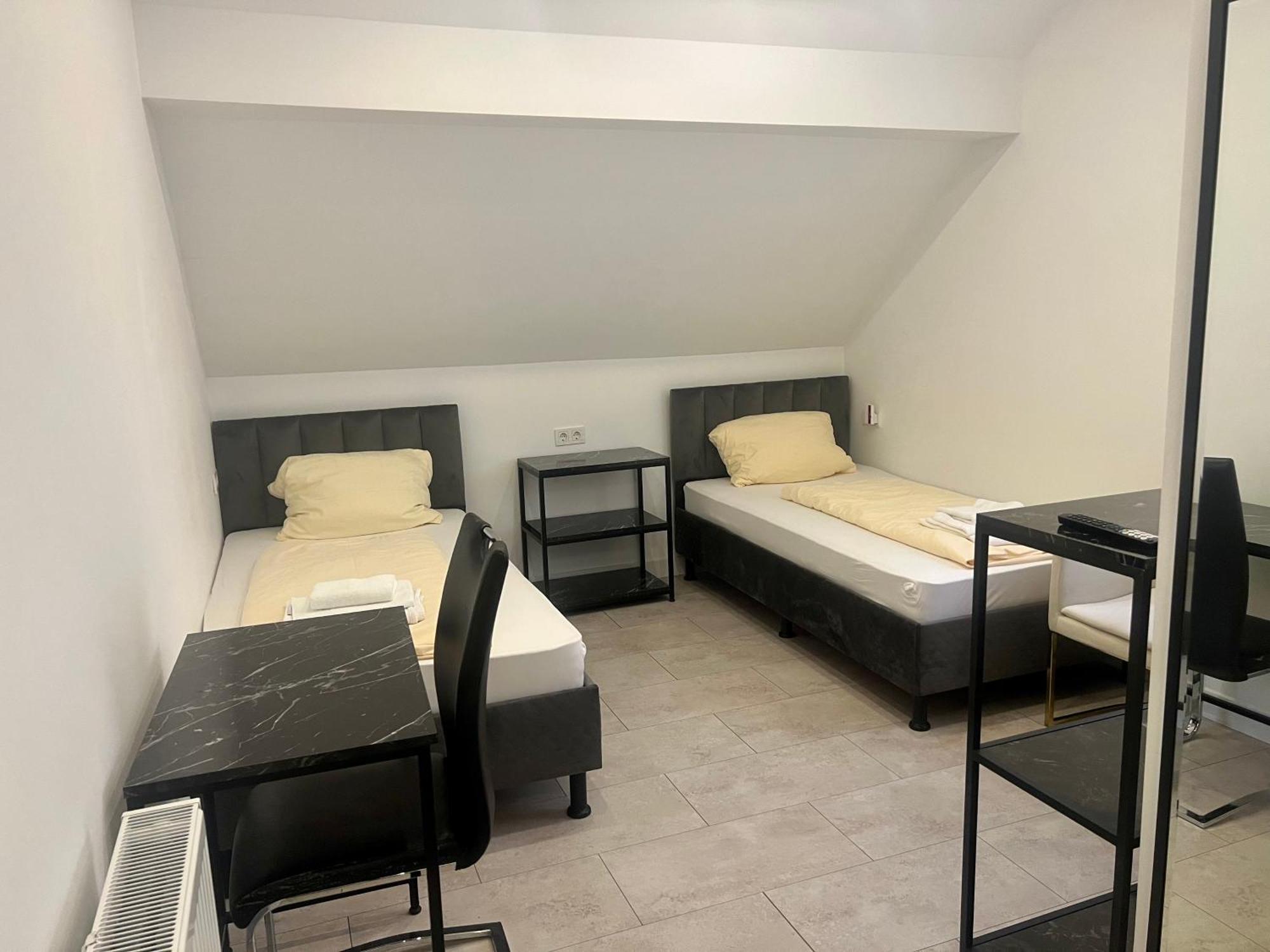Durmaz Hotel ฮันโนเวอร์ ภายนอก รูปภาพ